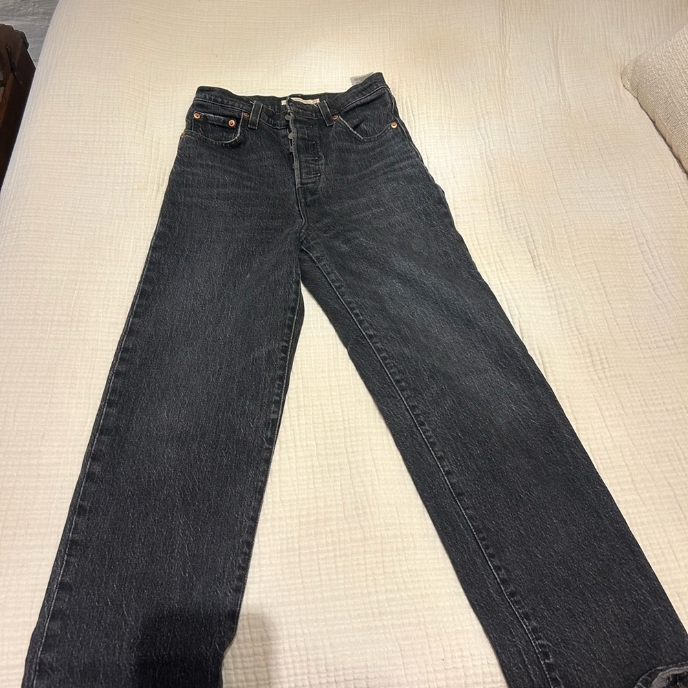 Levi's Women's Black Ankle Jeans